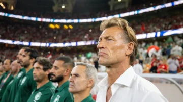 هيرفي رينارد يواجه أزمة جديدة بإصابة في معسكر منتخب السعودية